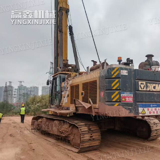 XCMG XR220E Rotary Drilling Rig